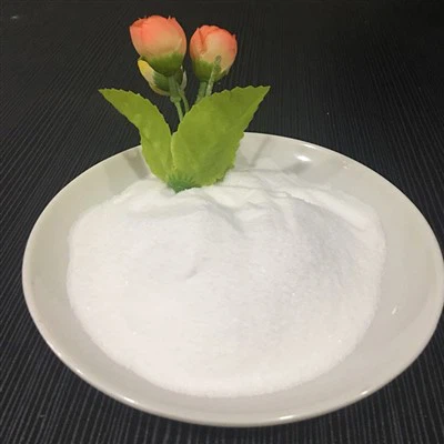 Je hydrogénuhličitan draselný dobrým zdrojom oxidu uhličitého v reakciách?
